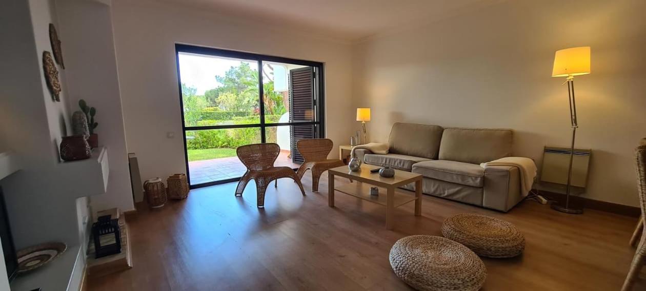 Апартаменти Apartamento Solar Dos Pinheiros Куартейра Екстер'єр фото